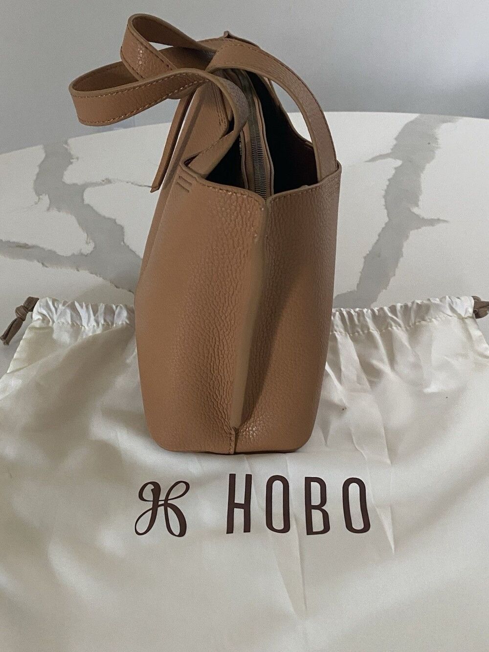NWOT HOBO Vida Small Tote - Picture 3 of 8
